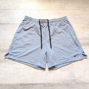 Mens Nike Flex Shorts Gray Training Shirts Size XL Athletic Running Jogging GYM